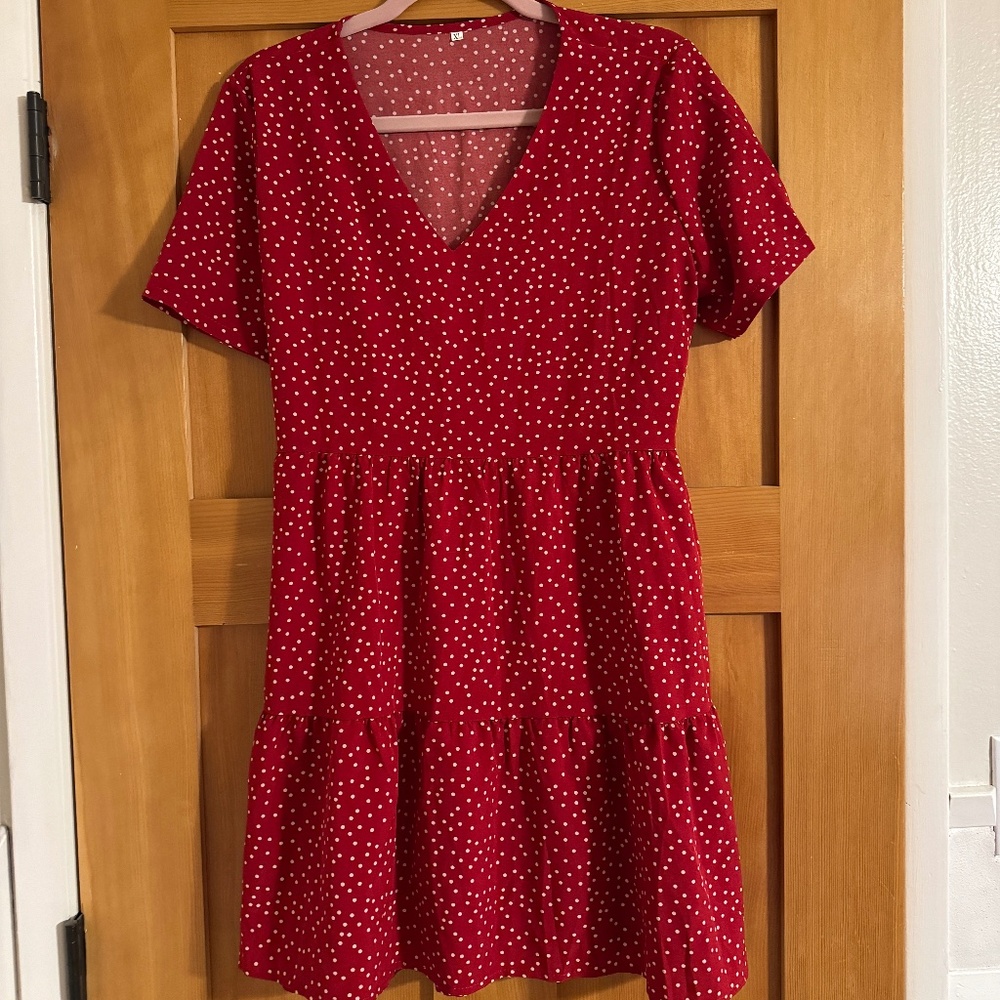 NWOT Perfect short red flowy dress with white dots. Size XL